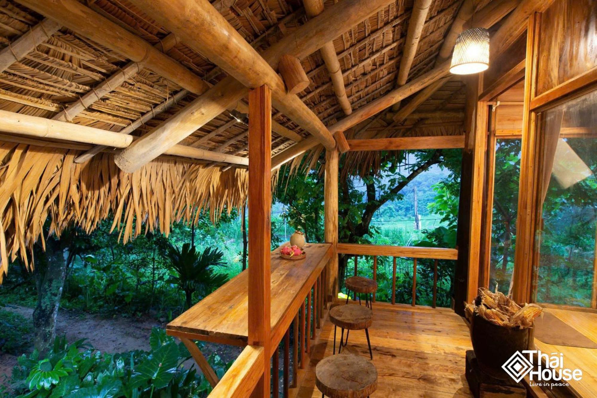 Thai House Pu Luong - Century Old Stilt House With Terrace Views Huong Ba Thuoc Dış mekan fotoğraf