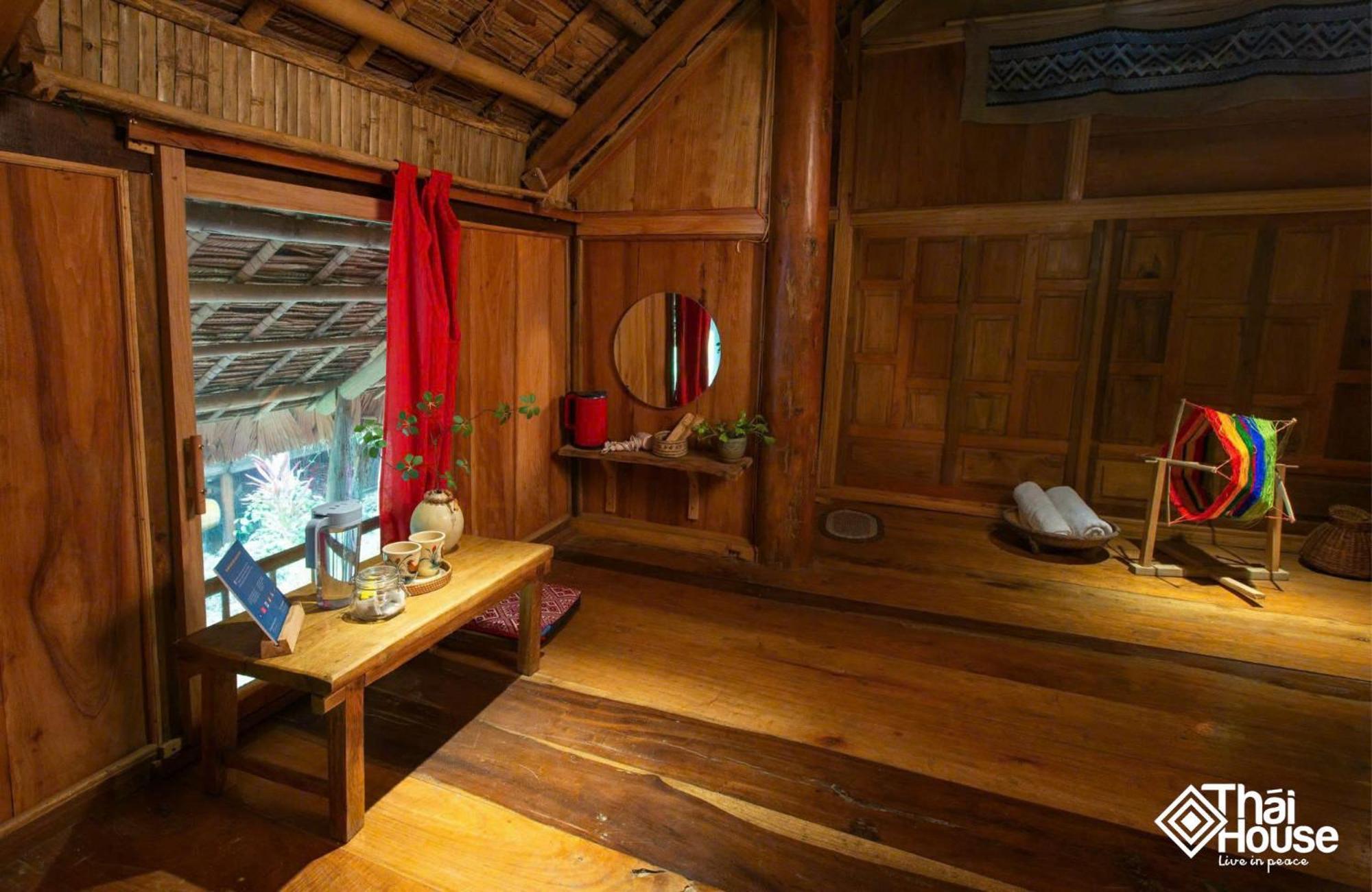 Thai House Pu Luong - Century Old Stilt House With Terrace Views Huong Ba Thuoc Dış mekan fotoğraf